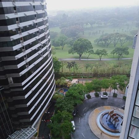 2 Bedrooms Units Forbes Area 5Th Avenue Bgc Center Μανίλα Εξωτερικό φωτογραφία
