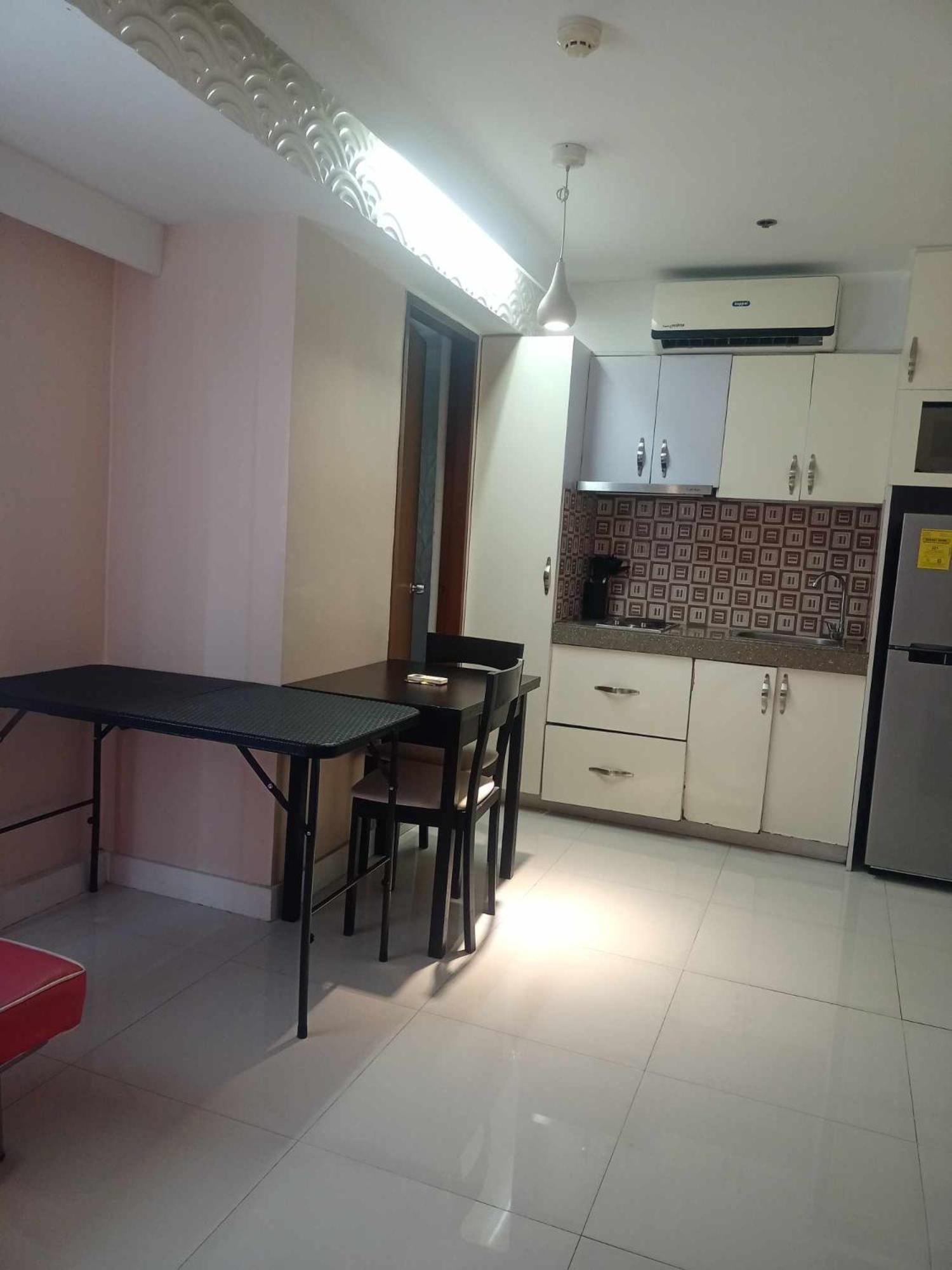 2 Bedrooms Units Forbes Area 5Th Avenue Bgc Center Μανίλα Εξωτερικό φωτογραφία