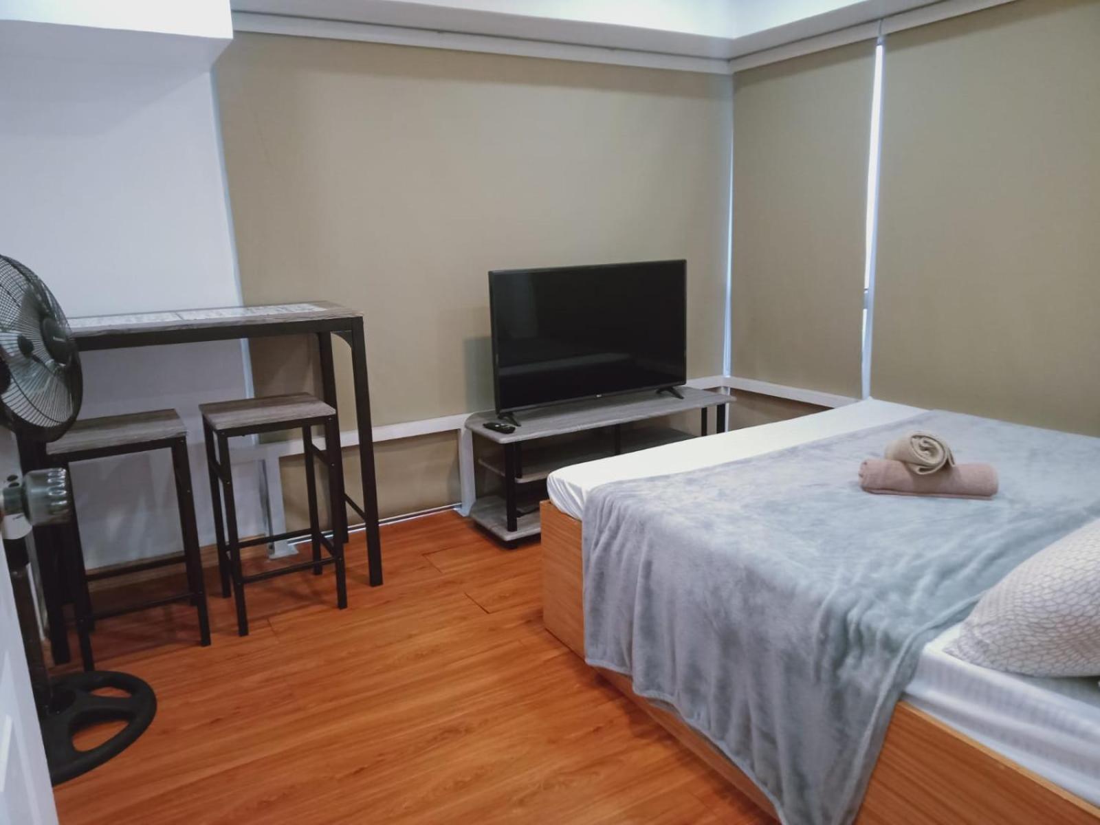 2 Bedrooms Units Forbes Area 5Th Avenue Bgc Center Μανίλα Εξωτερικό φωτογραφία