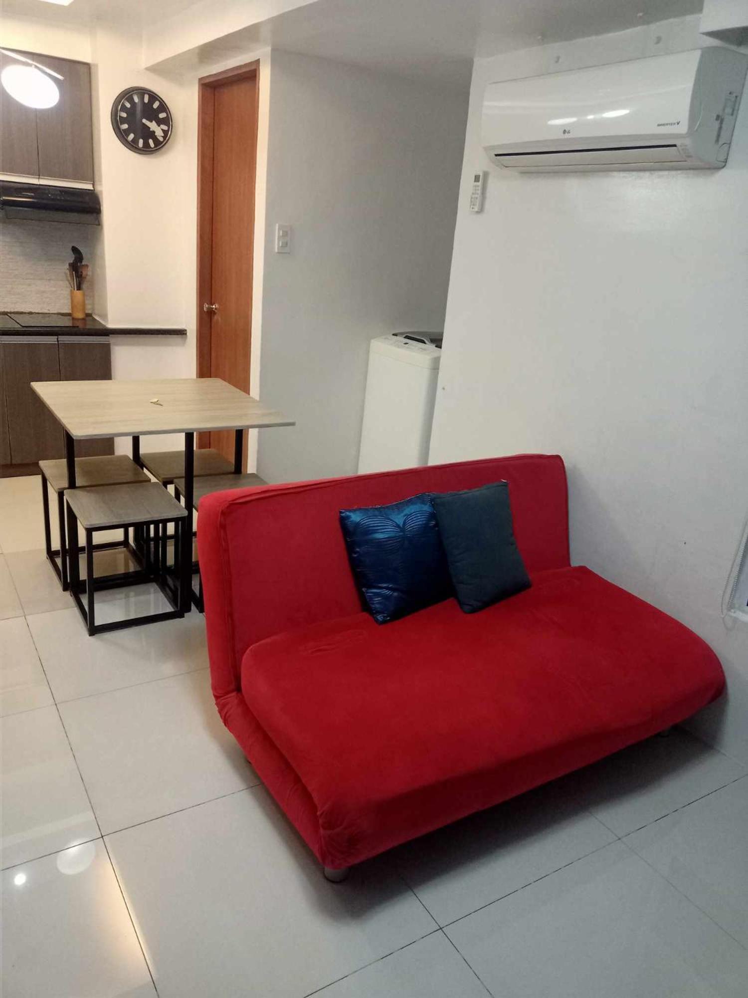2 Bedrooms Units Forbes Area 5Th Avenue Bgc Center Μανίλα Εξωτερικό φωτογραφία